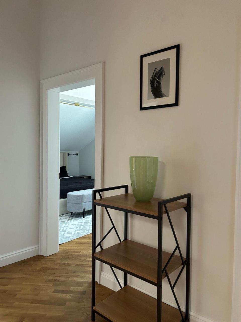 Seveneleven Apartments Чернивци Екстериор снимка
